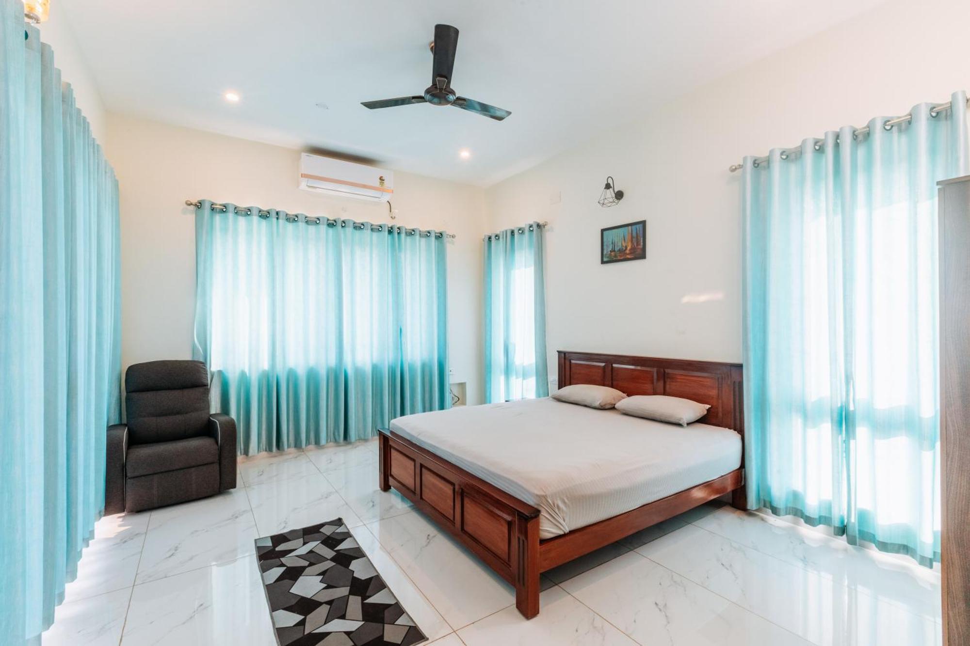 Kites - Covelong - A Raj Beach House Chennai
